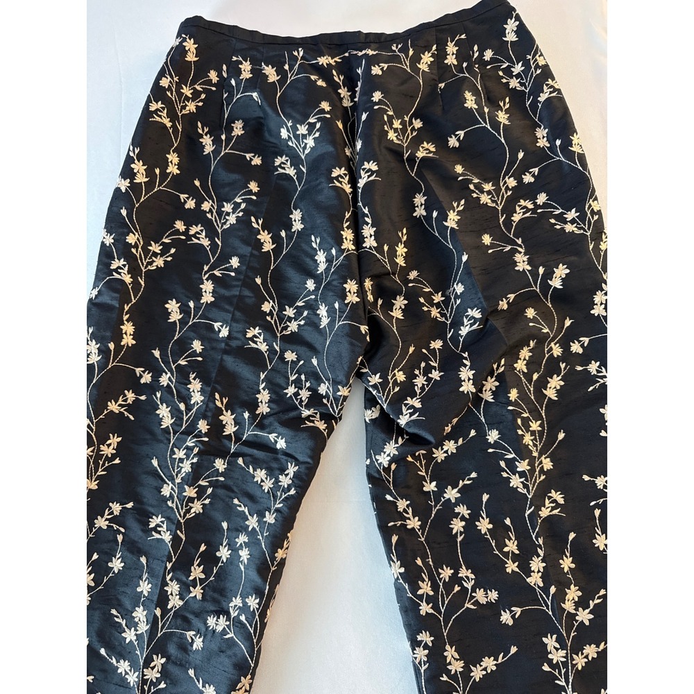 Karen Kane Lifestyle Womens 6 Black 100% Silk Floral Embroidered Pants